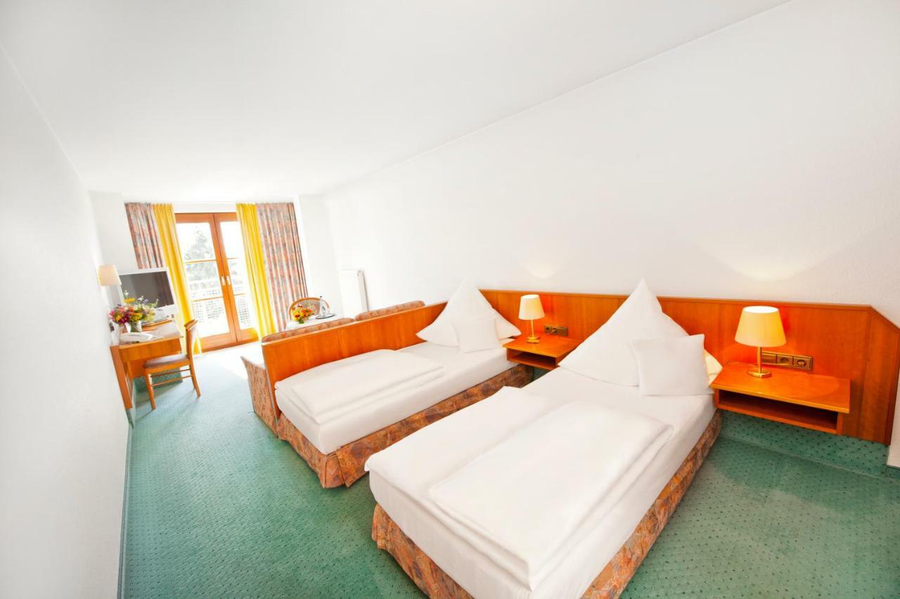 Hotel Gasthof Raab Schwabach Exteriör bild